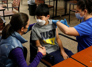 যুক্তরাষ্ট্র ৫ থেকে ১১ বছর বয়সী শিশুদের ফাইজার ভ্যাকসিন প্রদানের অনুমোদন দিয়েছে bankbima.xyz